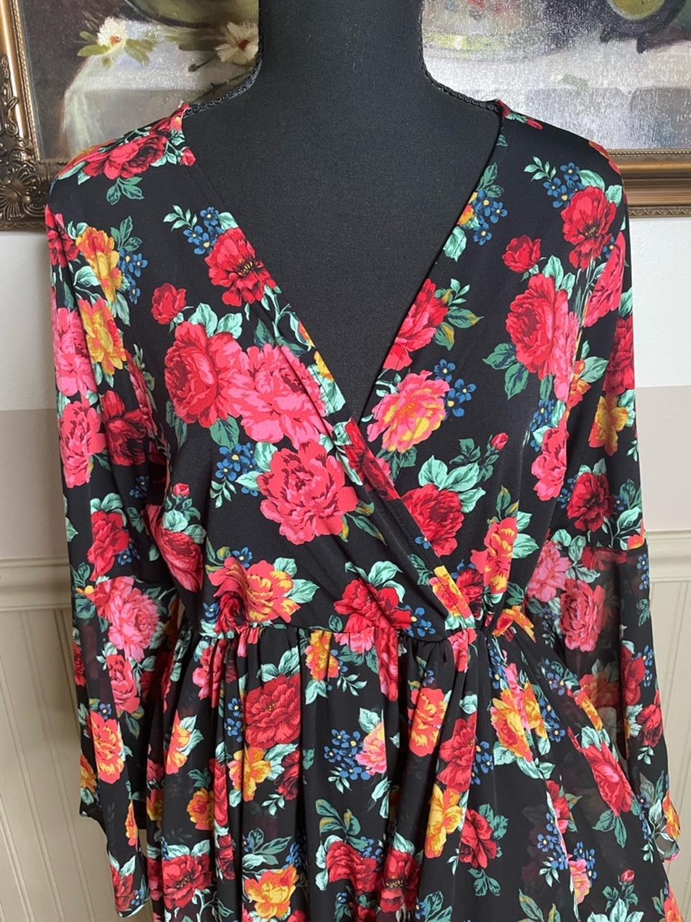 Torrid MINI CHIFFON AND STUDIO
KNIT SURPLICE
DRESS Black Floral Dress - Picture 17 of 17